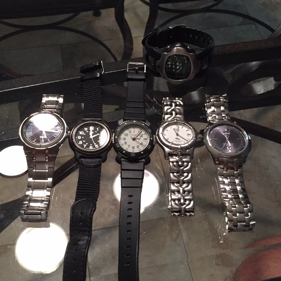 Watch’s - Picture 1 of 5